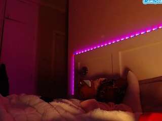 lusciouslipst's live room