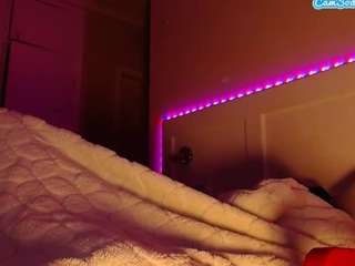 LusciousLipsT live webcam show
