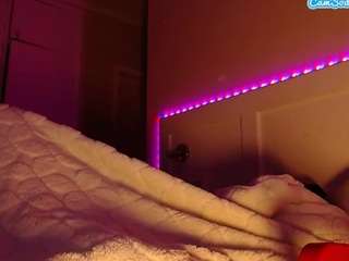 LusciousLipsT live webcam show