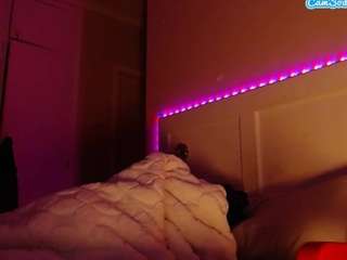 LusciousLipsT live webcam show