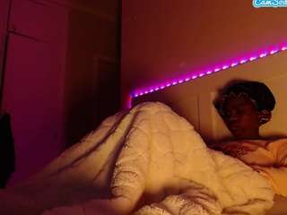 LusciousLipsT live webcam show
