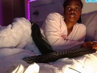 LusciousLipsT live webcam show