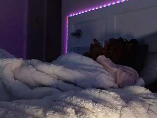 LusciousLipsT live webcam show