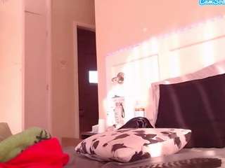 lusciouslipst's live room