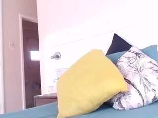 LusciousLipsT live cam preview