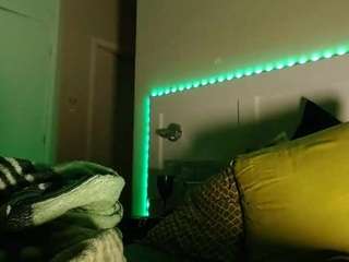 LusciousLipsT