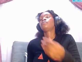 LusciousLipsT