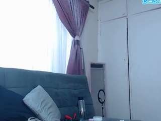 LusciousLipsT live cam preview
