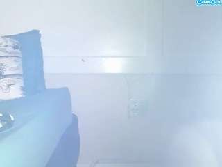 lusciouslipst's live room