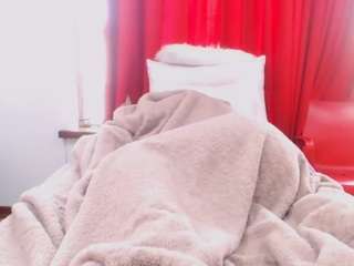 sexybustyboobs87's live room