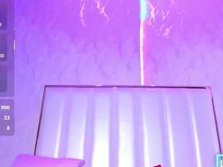 zarahfoster's CamSoda show and profile