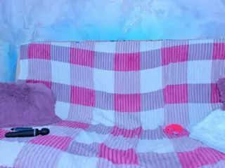AdabelaUrHotDream's Live Sex Cam Show