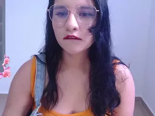 A_Littleprincess's Live Sex Cam Show