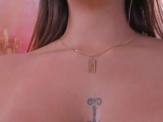 le modèle mariamrivera est en webcam porno dans un show sur le site camsoda, il possède les tags suivants: amateur,ass,thong,tease,tattoos,student,strip,solo,shaved-pussy,pussy,orgasm,office,living-room,lingerie,flashing,fingers,feet,dildo,brown-eyes,blowjob