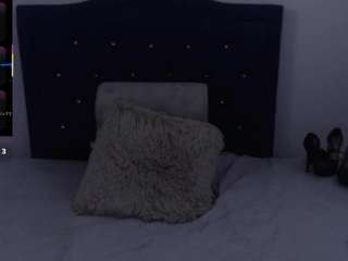 studtwoapples21 webcam model