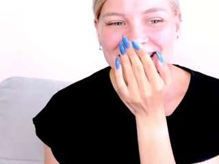 kristihoward webcam