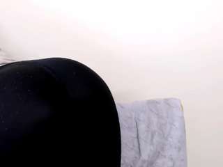 kristihoward Webcam Model Profile