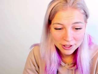 kristihoward webcam