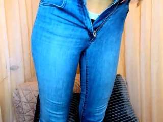 kristihoward webcam model