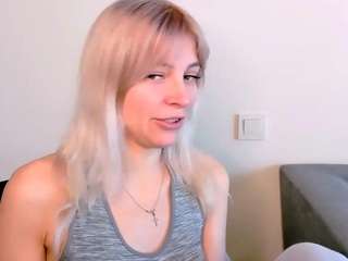 kristihoward Live Webcam on CamSoda