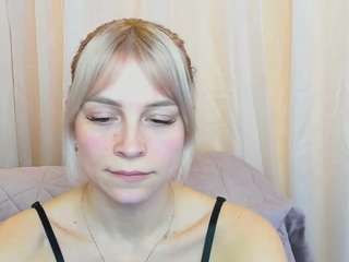 kristihoward webcam
