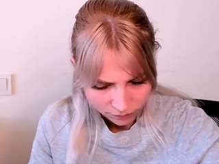 kristihoward Live Webcam on CamSoda