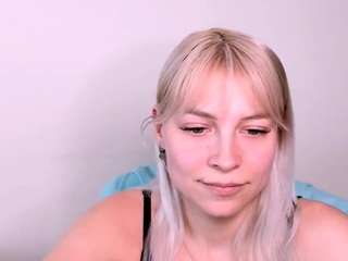 kristihoward webcam