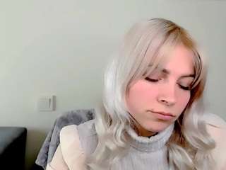 kristihoward webcam
