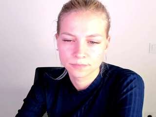 kristihoward live