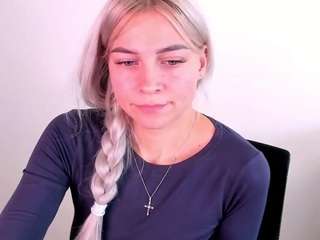 KristiHoward live cam preview