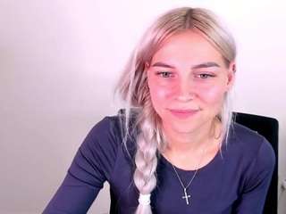 KristiHoward live cam preview