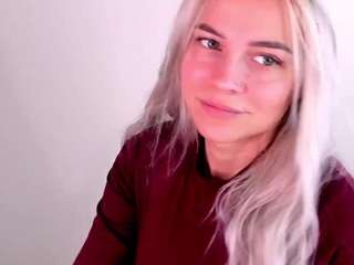 KristiHoward live cam preview
