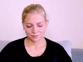 KristiHoward's Live Sex Cam Show