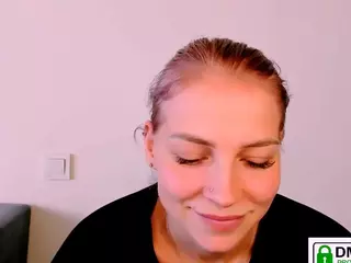 KristiHoward's Live Sex Cam Show
