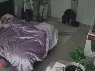 Voyeurcam-house-charleys-room cekc chat