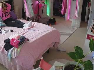 voyeurcam-house-charleys-room