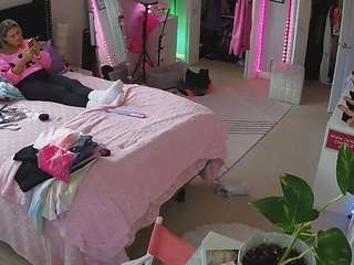 voyeurcam-house-charleys-room