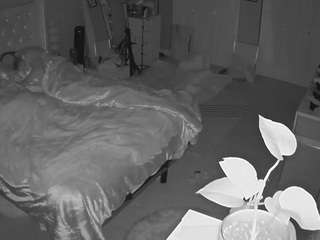 voyeurcam-house-charleys-room