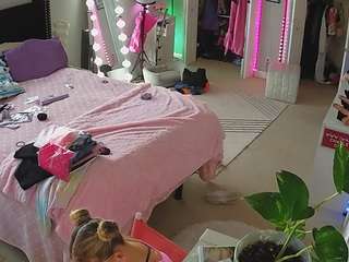 voyeurcam-house-charleys-room