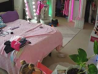 voyeurcam-house-charleys-room