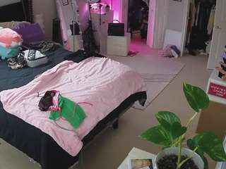 voyeurcam-house-charleys-room