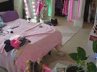 voyeurcam-house-charleys-room