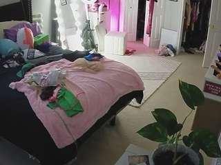 voyeurcam-house-charleys-room