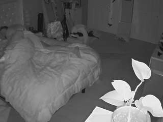 voyeurcam-house-charleys-room