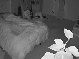 voyeurcam-house-charleys-room