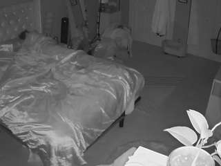 voyeurcam-house-charleys-room