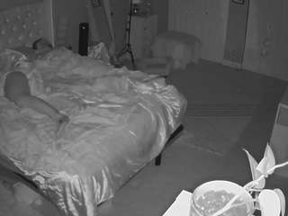 voyeurcam-house-charleys-room