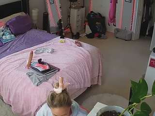 voyeurcam-house-charleys-room