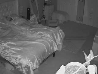 voyeurcam-house-charleys-room