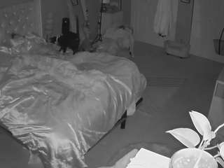 voyeurcam-house-charleys-room